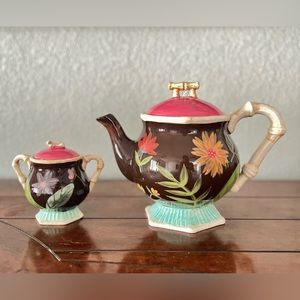 Vintage Tea and Sugar Pots